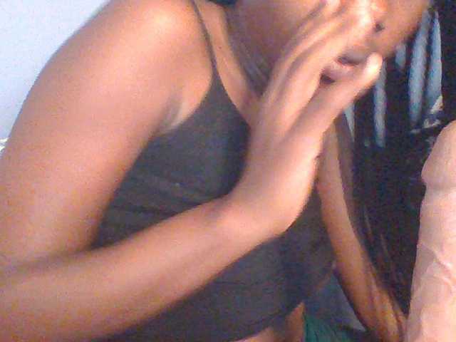 Cute-dall live cam on BongaCams