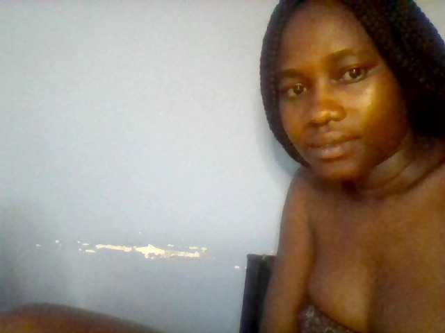 Cute-dall live cam on BongaCams