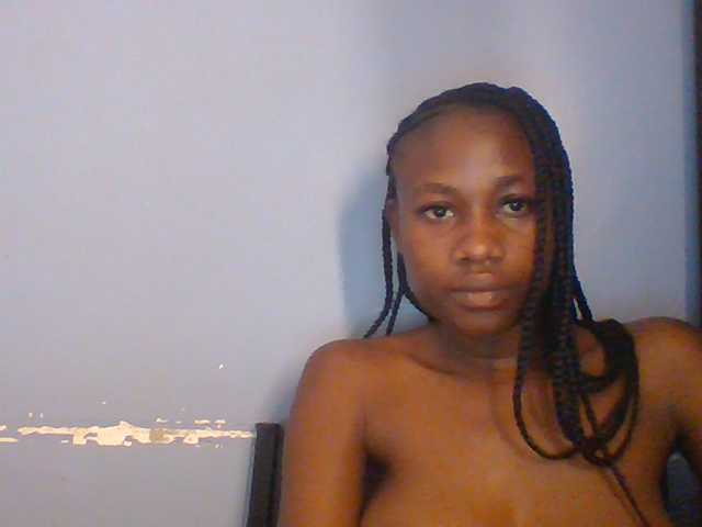 Cute-dall live cam on BongaCams
