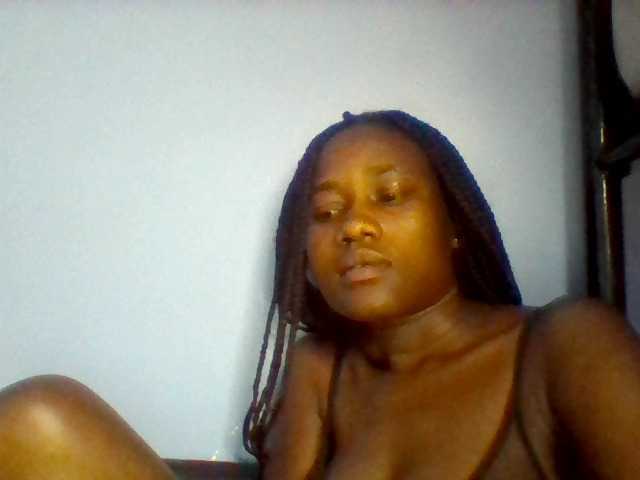Cute-dall live cam on BongaCams
