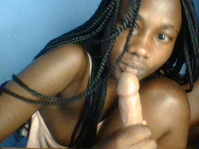 Cute-dall webcam