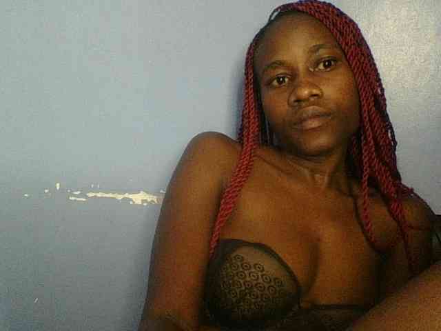 Cute-dall webcam