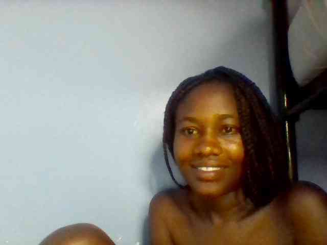 Cute-dall webcam