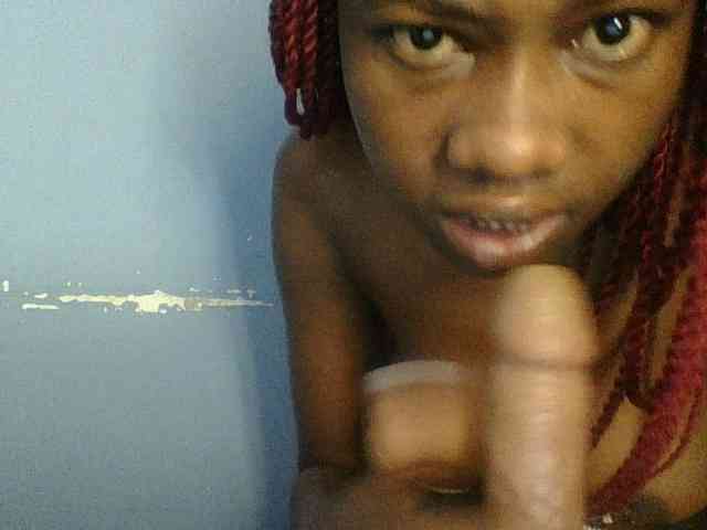 Cute-dall webcam