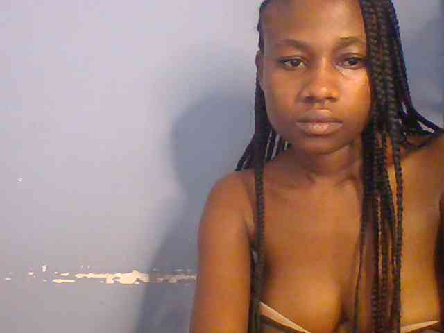 Cute-dall webcam