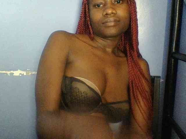 Cute-dall webcam