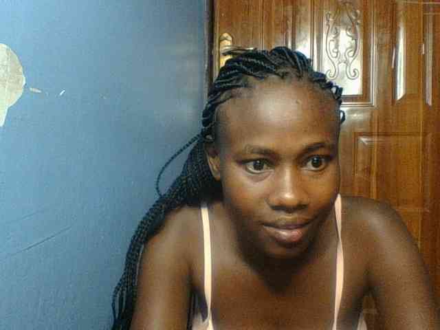 Cute-dall webcam