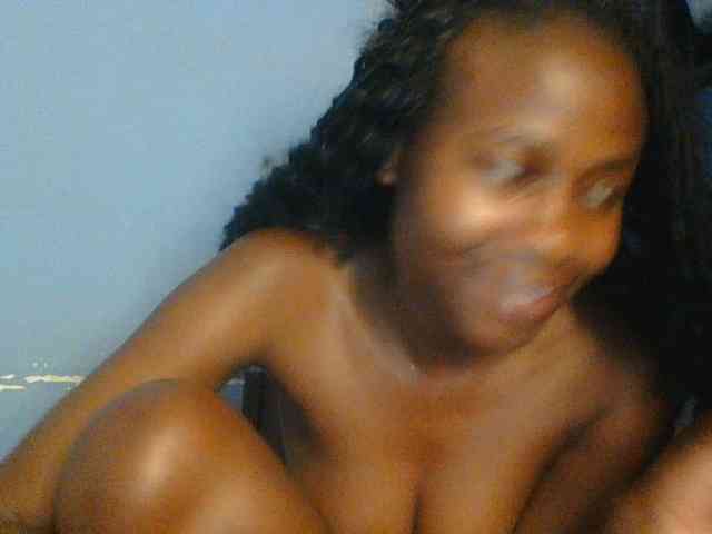 Cute-dall webcam