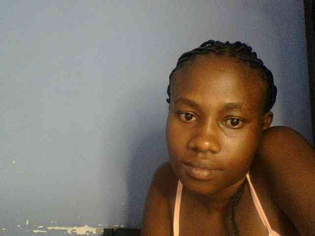 Cute-dall webcam