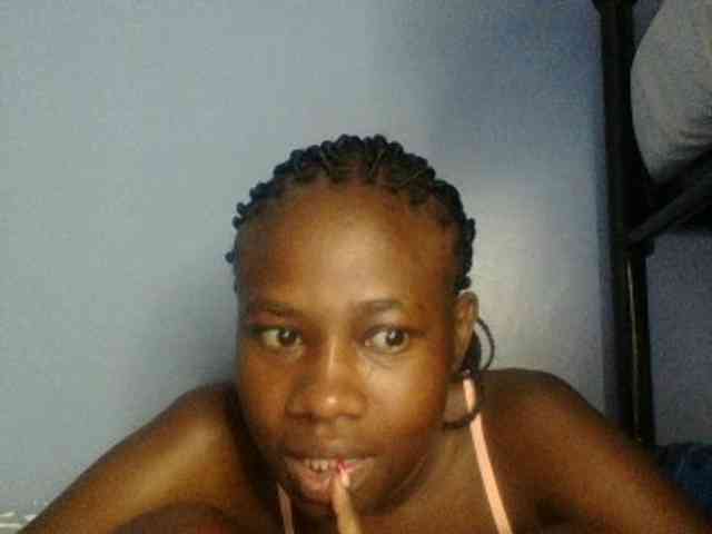 Cute-dall webcam