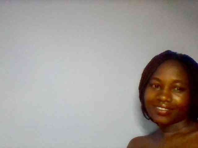 Cute-dall webcam