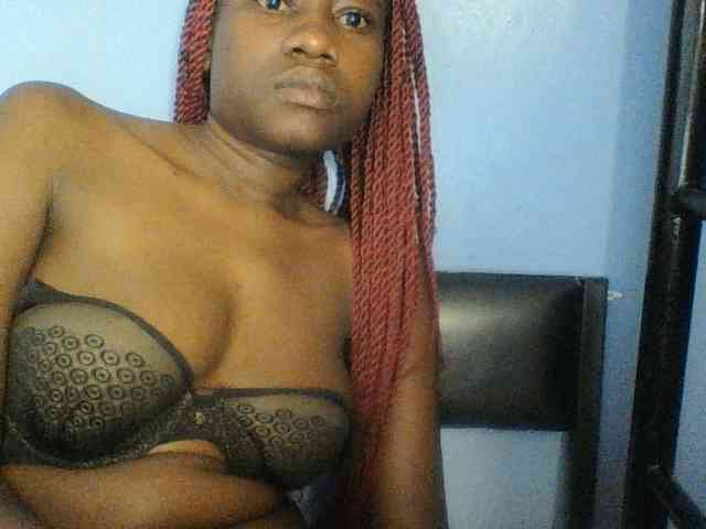 Cute-dall webcam