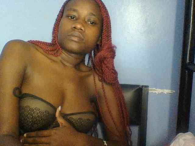 Cute-dall webcam