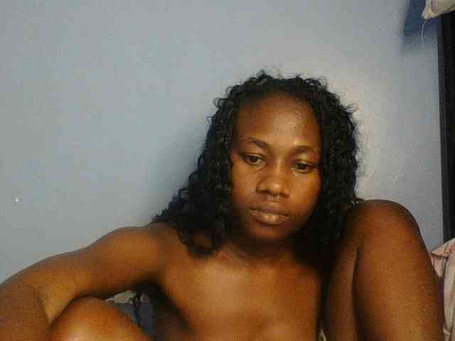 Cute-dall webcam