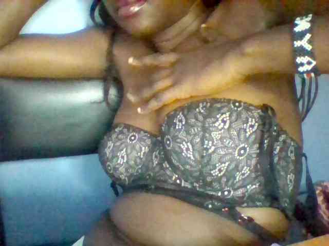 Cute-dall webcam