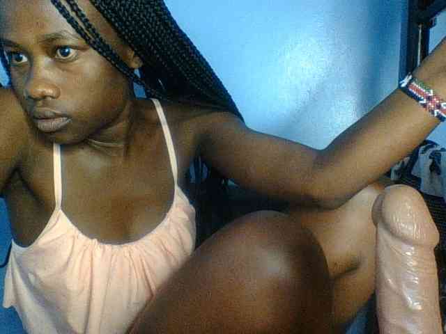 Cute-dall webcam