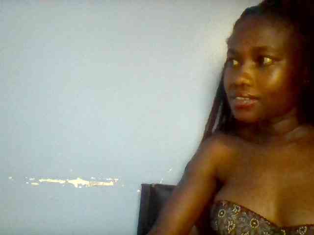Cute-dall webcam