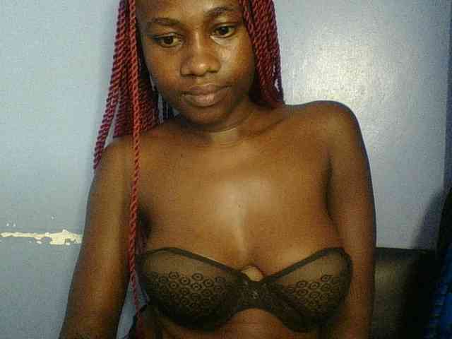 Cute-dall webcam