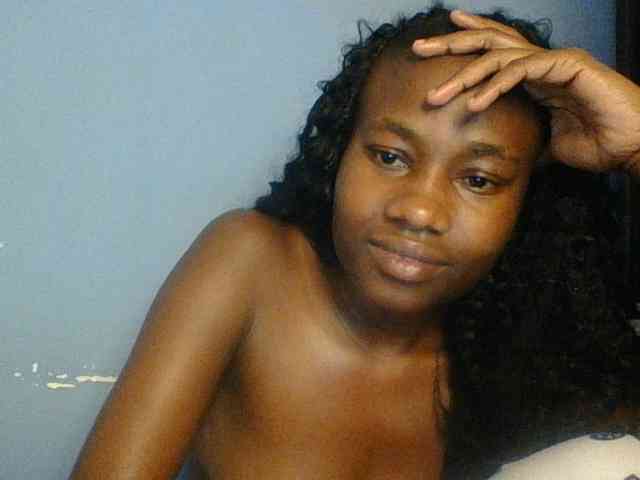 Cute-dall webcam