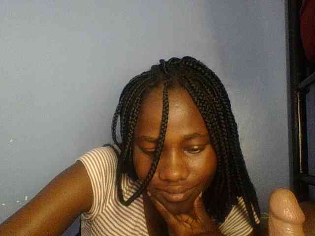 Cute-dall webcam