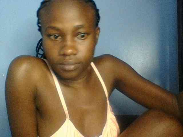 Cute-dall webcam