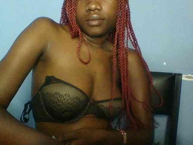 Cute-dall webcam