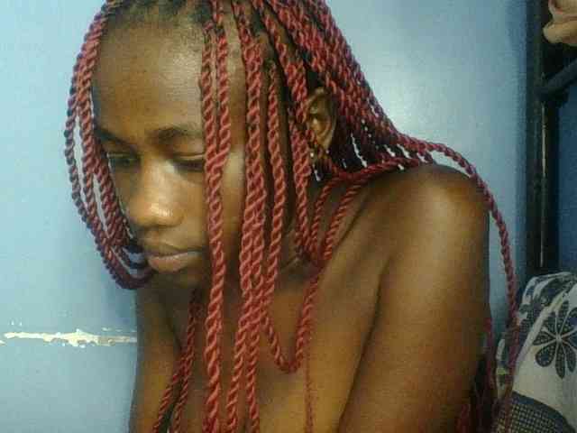 Cute-dall webcam