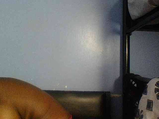 Cute-dall webcam