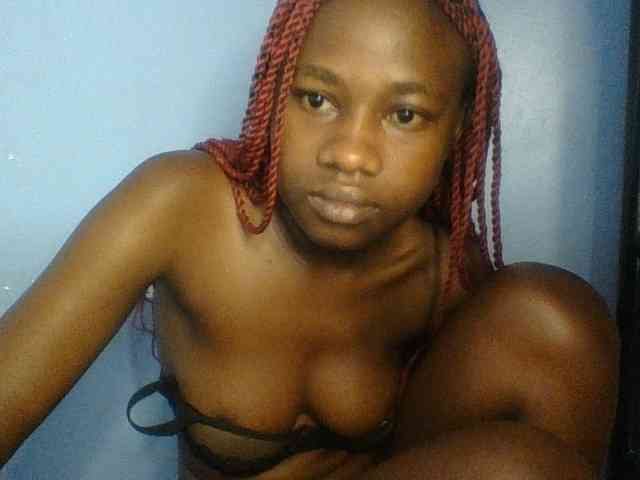 Cute-dall webcam