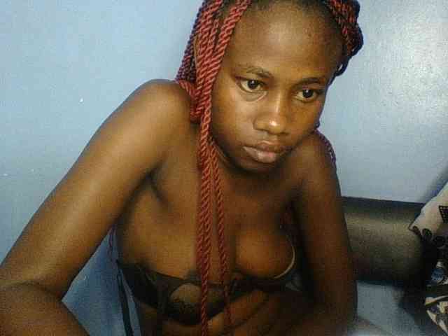 Cute-dall webcam