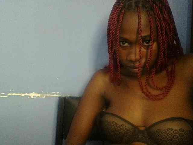 Cute-dall webcam