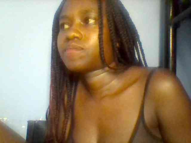 Cute-dall webcam