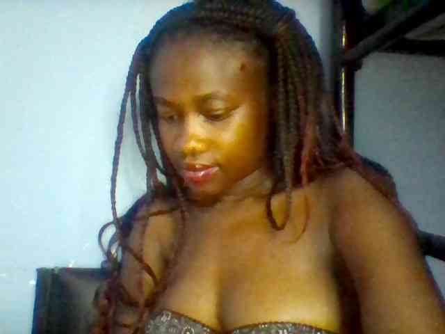 Cute-dall webcam