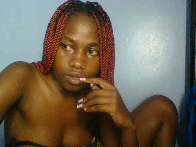 Cute-dall webcam