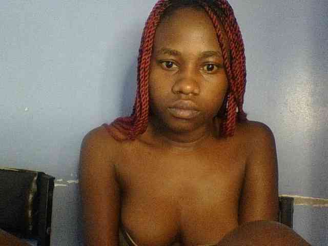 Cute-dall webcam