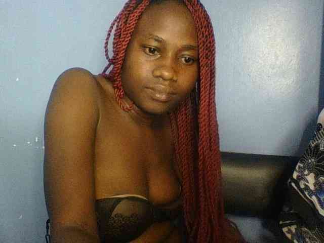 Cute-dall webcam