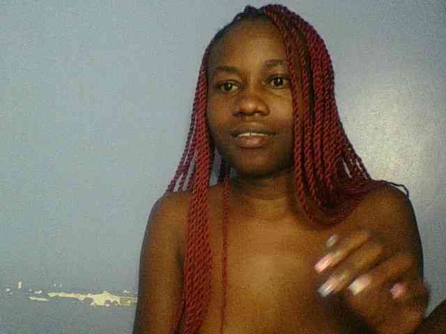 Cute-dall webcam