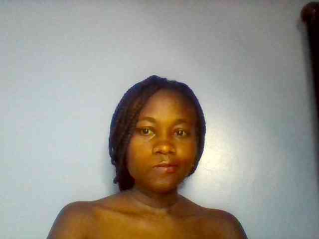 Cute-dall webcam