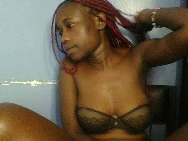 Cute-dall webcam