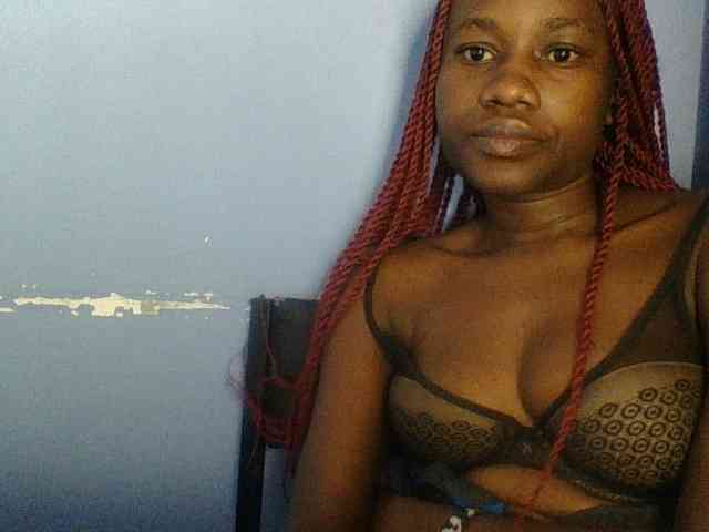 Cute-dall webcam