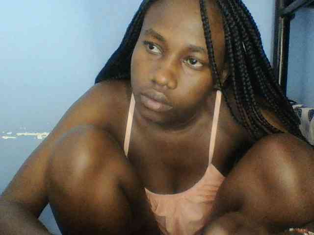 Cute-dall webcam