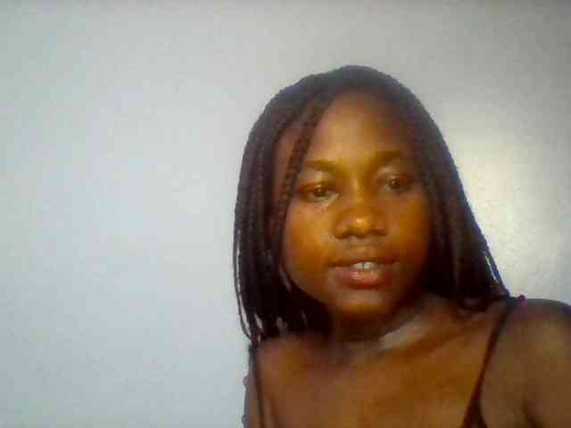 Cute-dall webcam