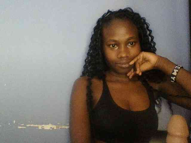 Cute-dall webcam