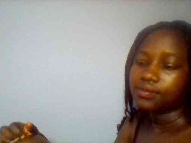 Cute-dall webcam
