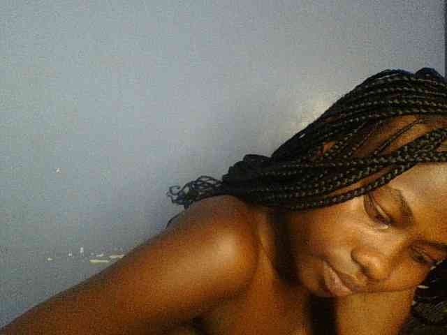 Cute-dall webcam