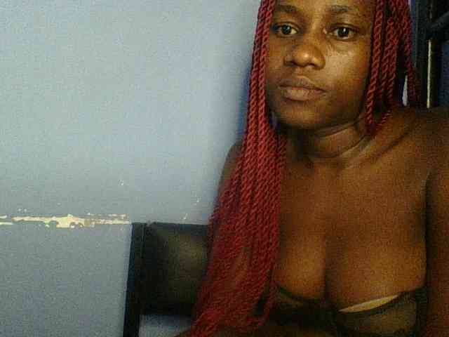 Cute-dall webcam