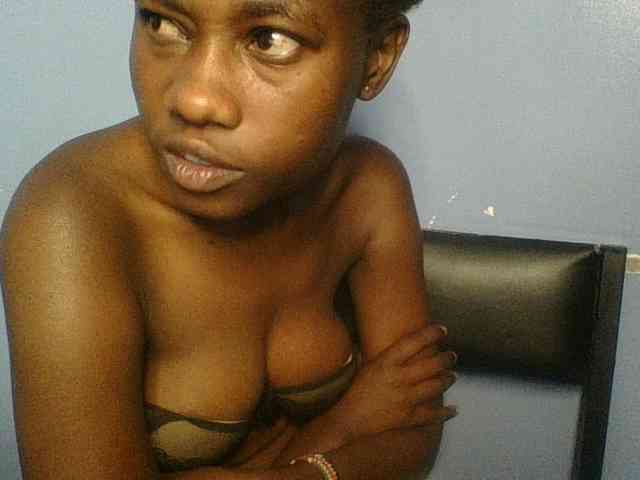 Cute-dall webcam