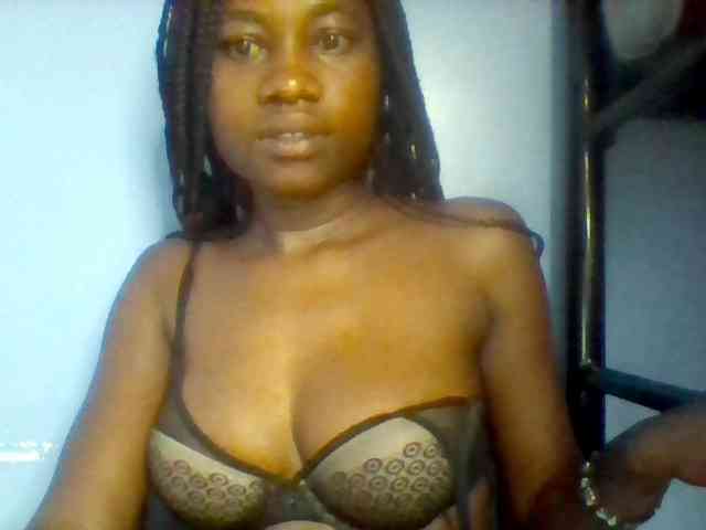 Cute-dall webcam