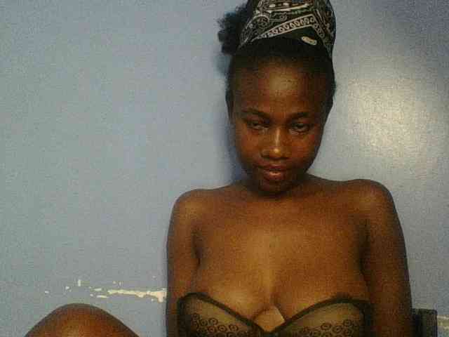 Cute-dall webcam