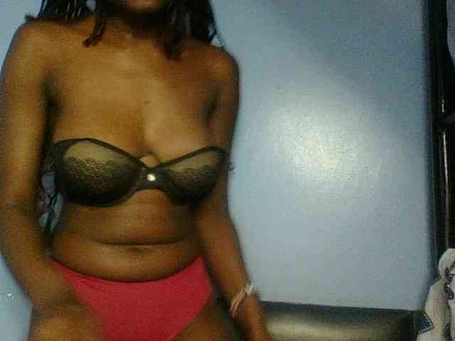 Cute-dall webcam